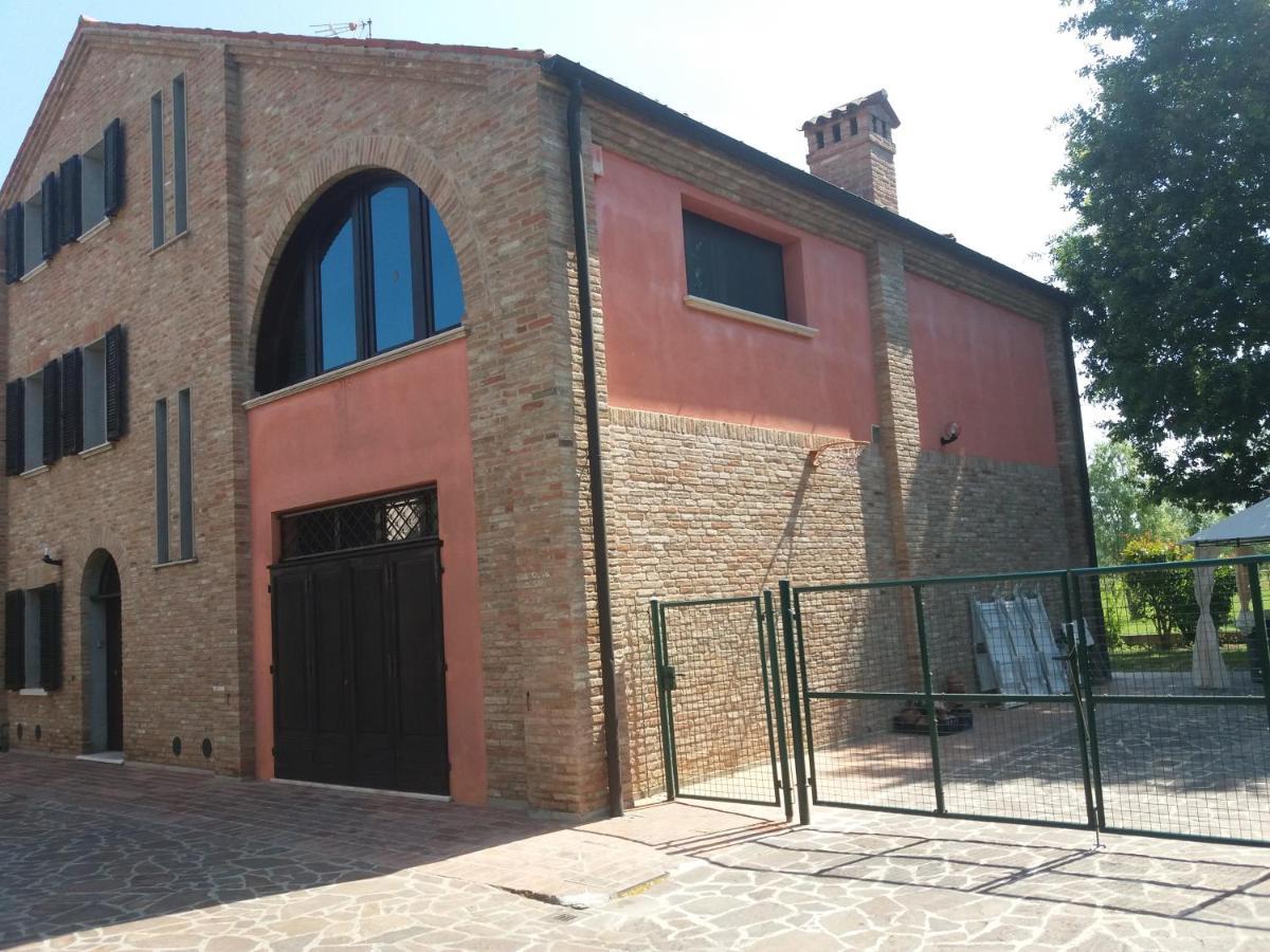 R&B Un Mondo A Colori Ferrara Buitenkant foto